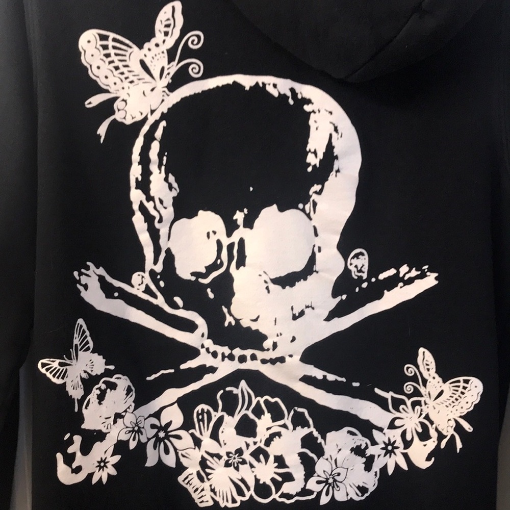 Hoodie with skull/butterflies print